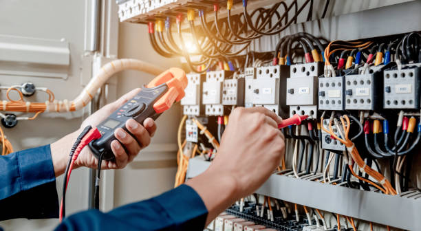 Best Local Electrician Companies  in Wayne Heights, PA